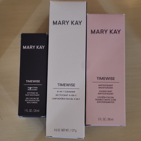 Mary Kay Timewise Skincare Trio - Picture 1 of 4